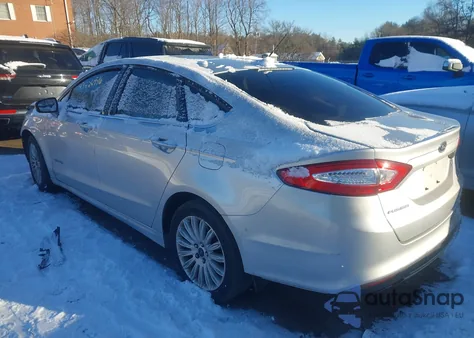 2014 Ford Fusion Hybrid Se z USA, uszkodzony, nr VIN 3FA6P0LU1ER260229